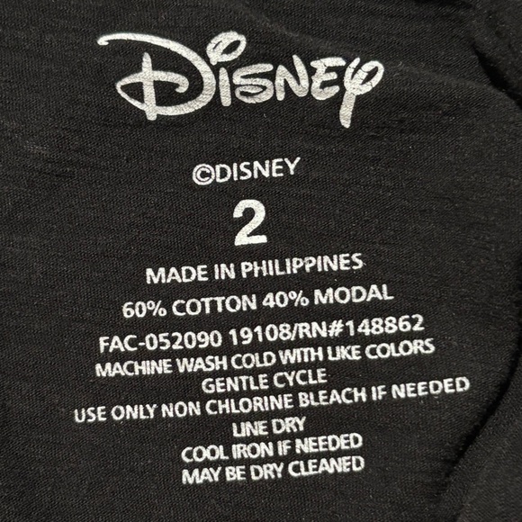 Disney Minnie/Mickey 3-Button Raglan Tee/Size 2/Black w/ Character Print Sleeves - Picture 6 of 12